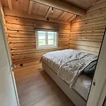 Semesterbostad Gunhild-stugu *