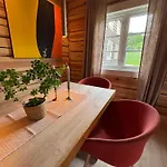 Semesterbostad Gunhild-stugu *