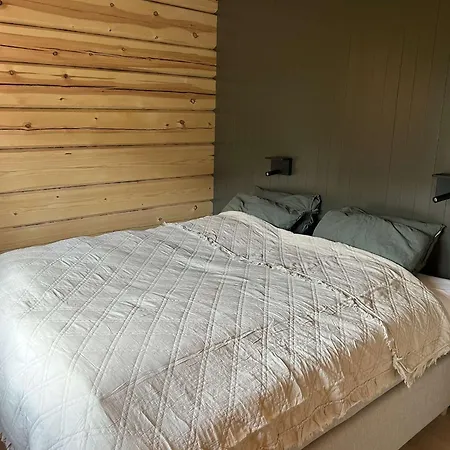 Semesterbostad Gunhild-stugu