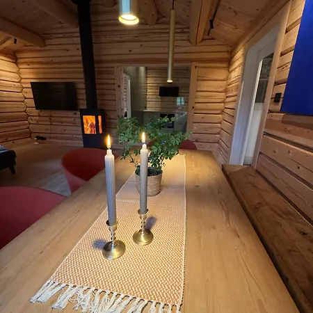 Gunhild-stugu Semesterbostad *