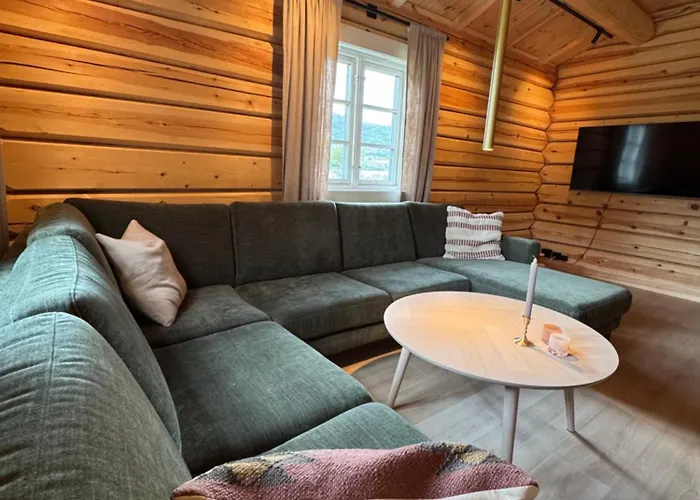 Gunhild-stugu * Skogbygdi